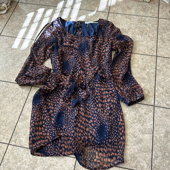 Blu Pepper Dress - Picture 1 of 1